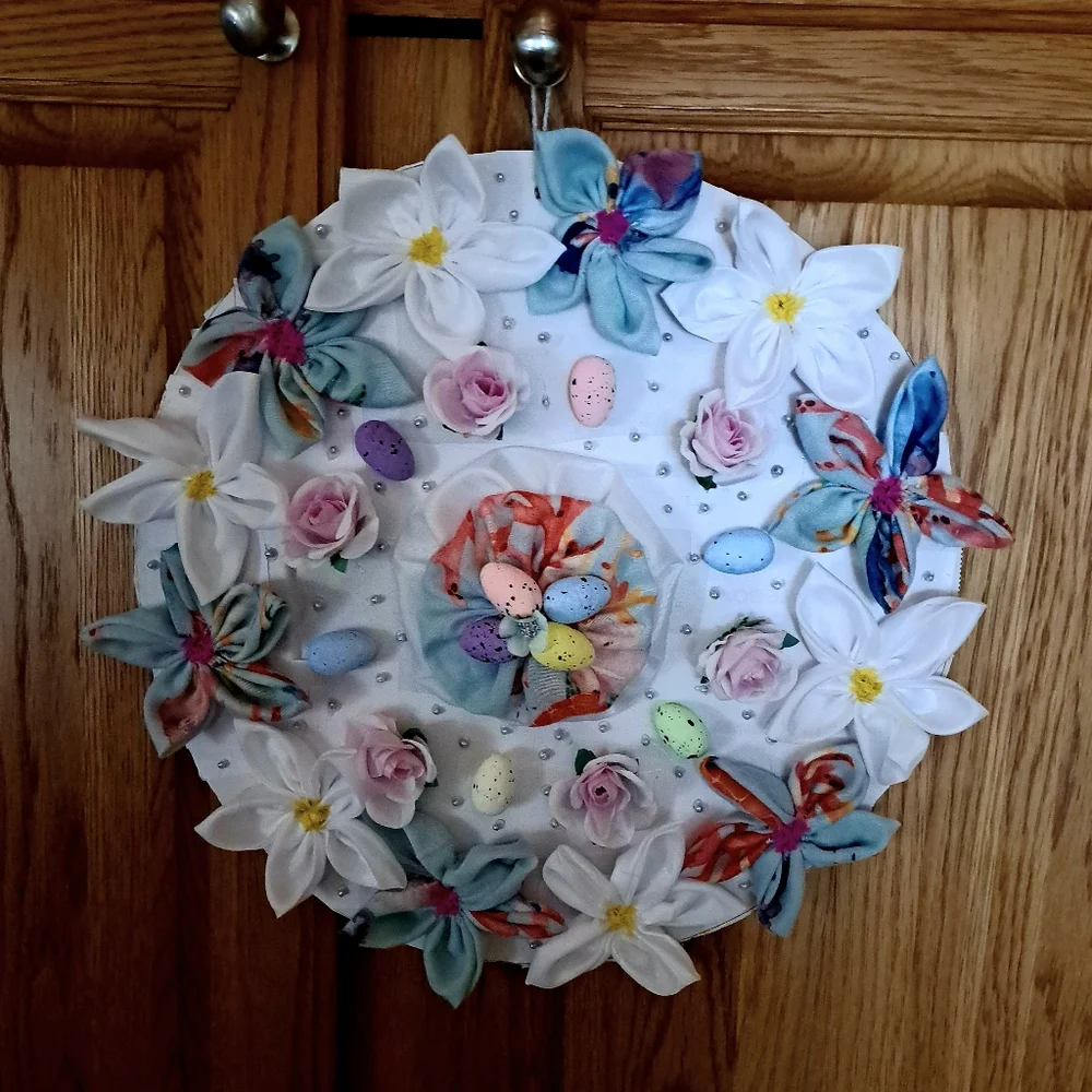 Pastel Floral Easter Wreath with Eggs 15x15 